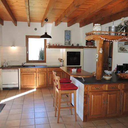 Jeanmarika Chalet